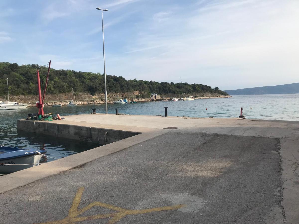 Krk Apartmani Pepina Pinezići Exterior foto