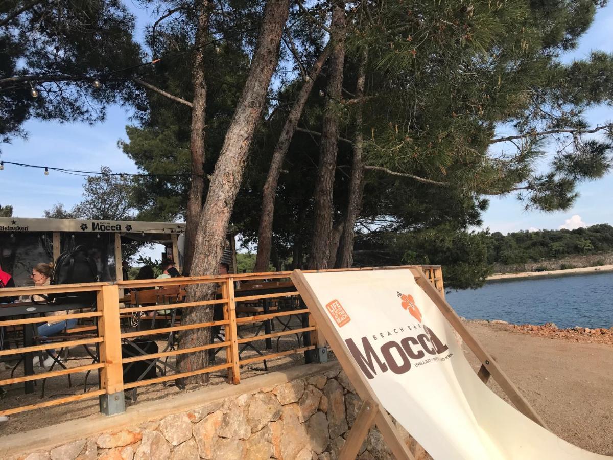 Krk Apartmani Pepina Pinezići Exterior foto